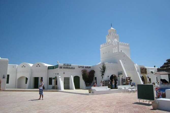 Guided Tour of Djerba island, Museums, Crocodile park & lunch - Key Points