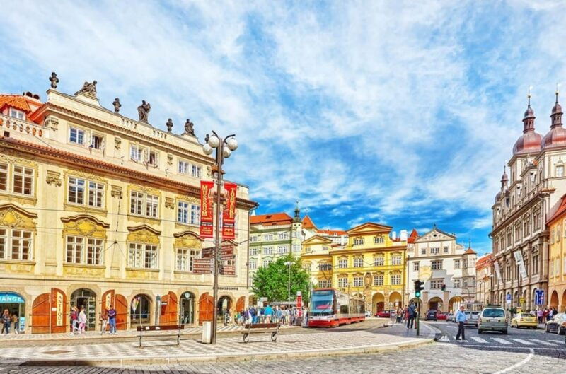 guided-tour-of-mala-strana-and-hradcany