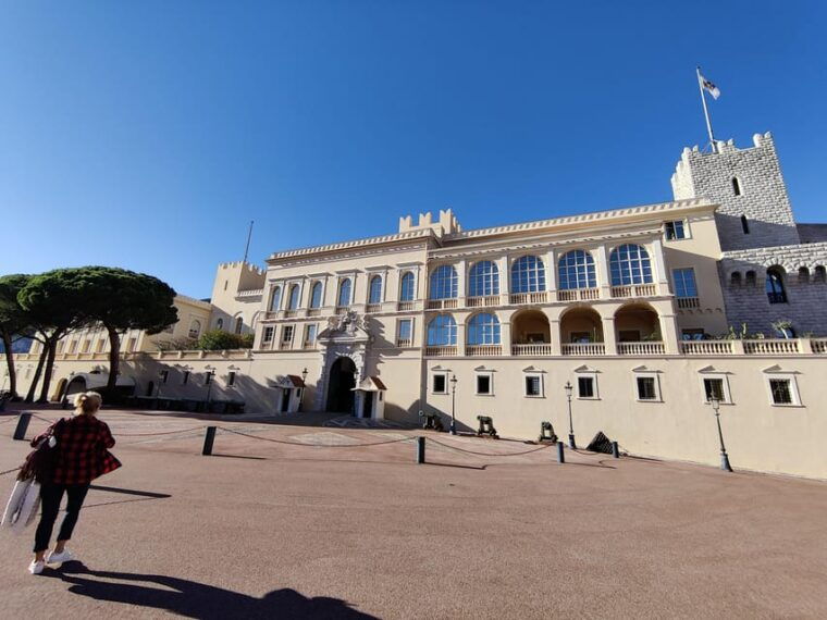 guided-tour-of-monaco-in-2-hours
