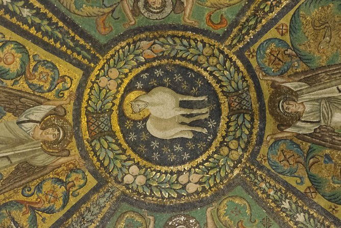 guided-tour-of-mosaic-tiles-in-ravenna