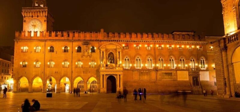 Guided Tour of Palazzo D'Accursio - Who Should Consider This Tour?