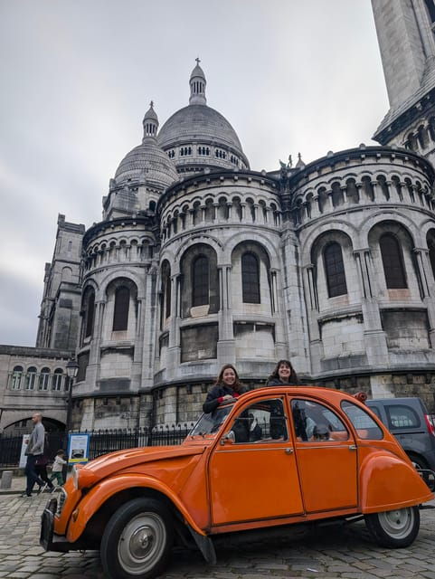 guided-tour-of-paris-most-famous-monuments-in-a-vintage-car