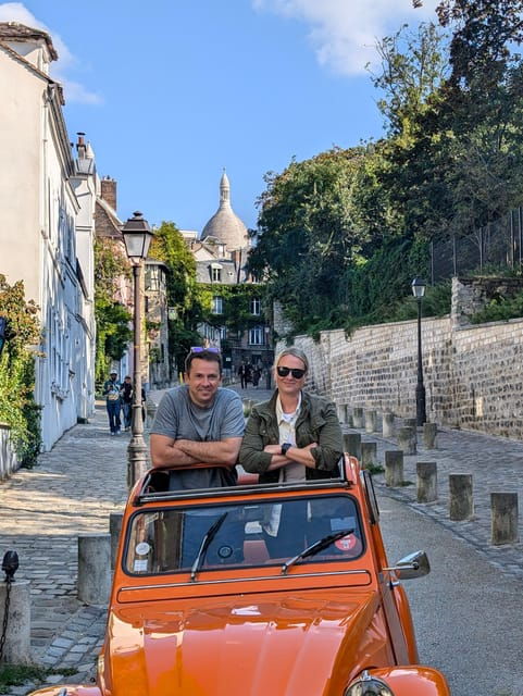 guided-tour-of-paris-most-famous-monuments-in-a-vintage-car