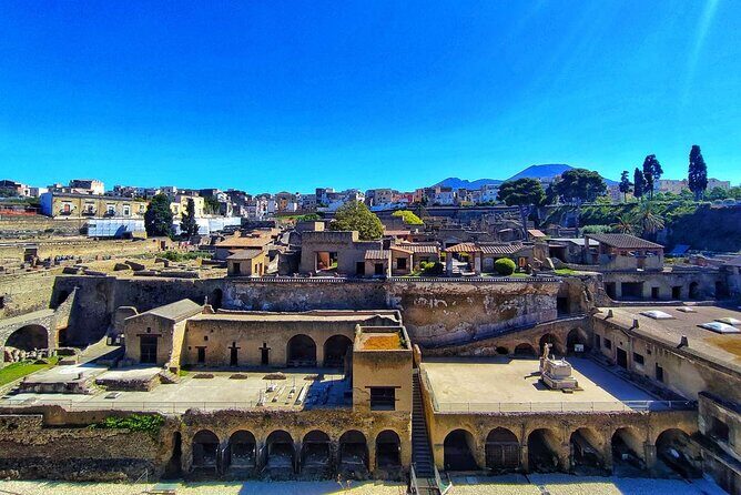 Guided Tour of Pompeii and Herculaneum with Lunch and Ticket - Authentic Experiences and Local Insights