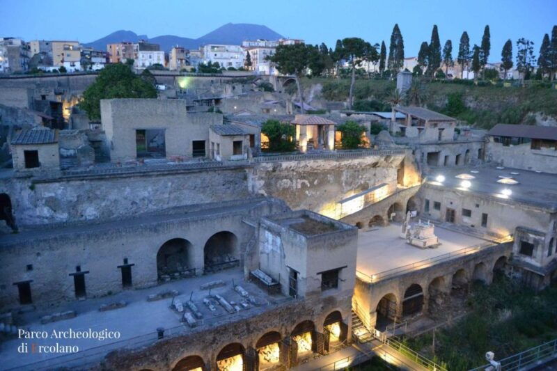 guided-tour-of-pompeii-herculaneum-excavations-from-naples