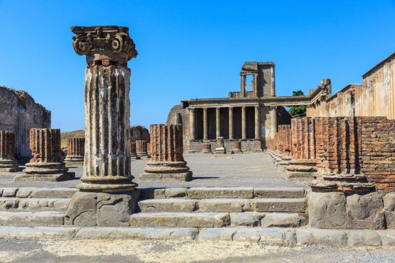 guided-tour-of-pompeii-herculaneum-excavations-from-naples
