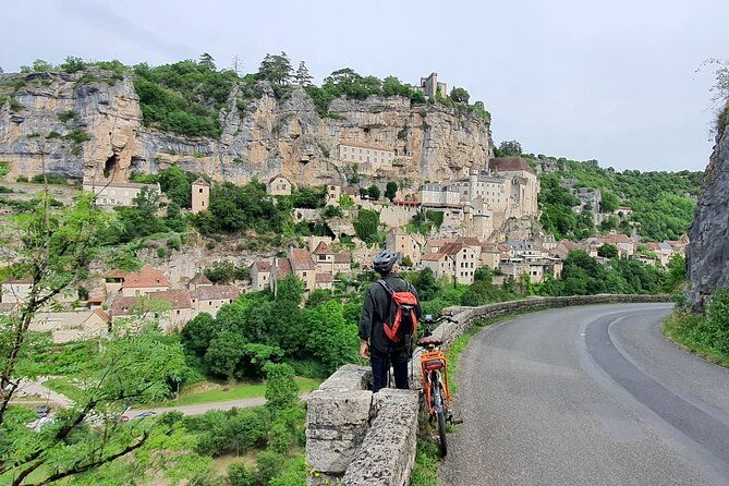 guided-tour-of-rocamadour-and-its-canyons-by-electric-bike