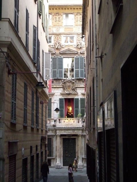 guided-tour-of-rolli-palaces-unesco-site-genoa