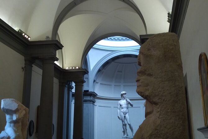 guided-tour-of-the-accademia-gallery-with-michelangelos-david