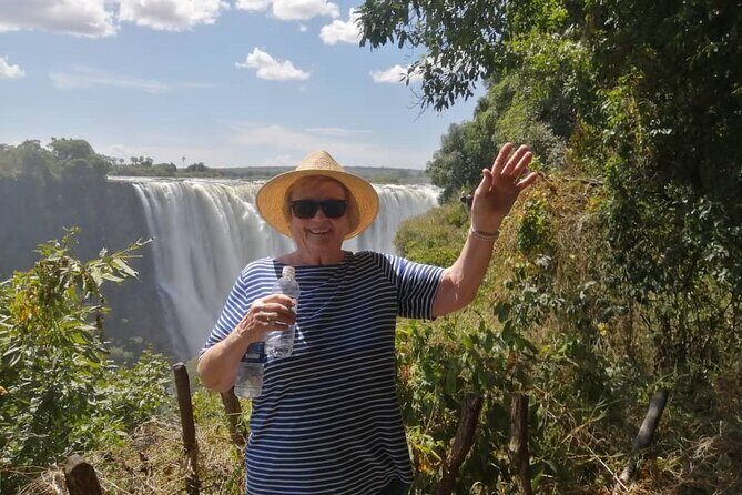 Guided Tour of the Falls (Zimbabwe side) - Key Points  