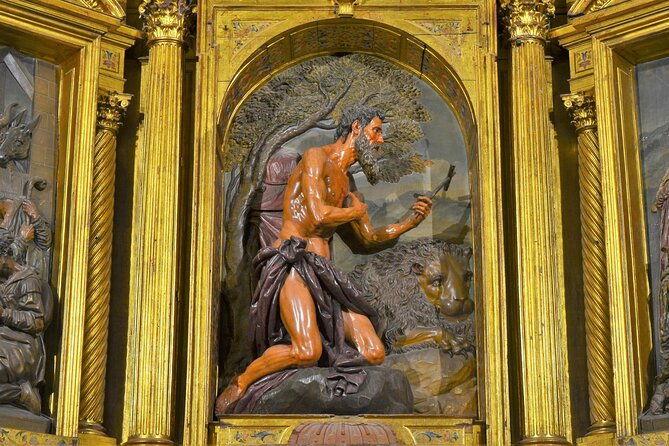 guided-tour-of-the-monastery-of-san-isidoro-del-campo