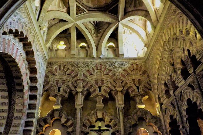 Guided tour of the Mosque with entrance included - FAQ