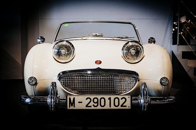 guided-tour-of-the-motor-museum-with-limousine-transportation