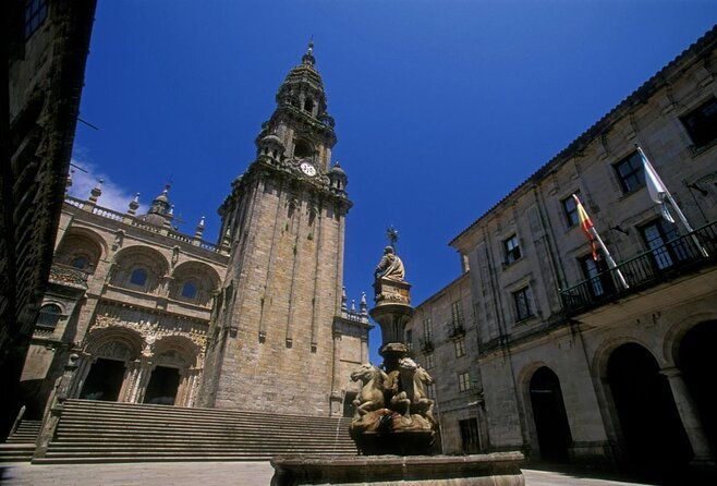 guided-tour-of-the-old-town-with-an-official-guide