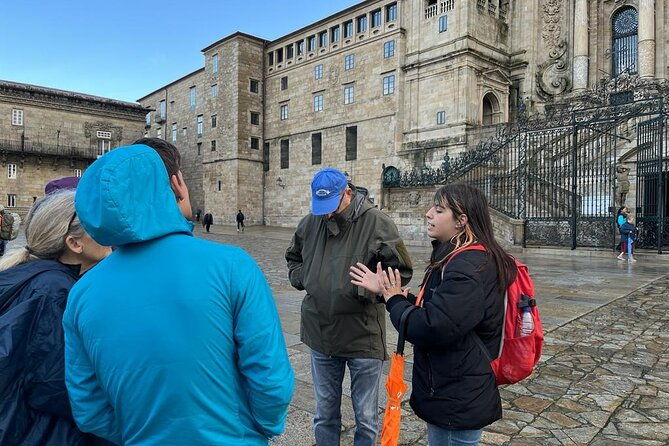 guided-tour-of-the-old-town-with-an-official-guide