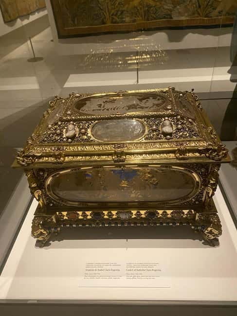 Guided Tour of The Royal Collections Gallery - Who Should Consider This Tour?