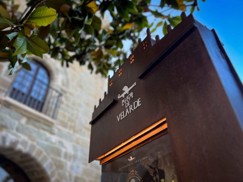 guided-tour-of-the-velarde-palace
