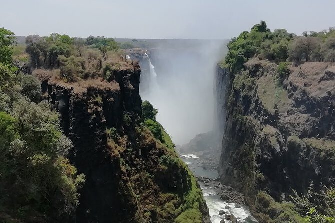 Guided Tour of The Victoria Falls and flight of angels - Practical Details and Value