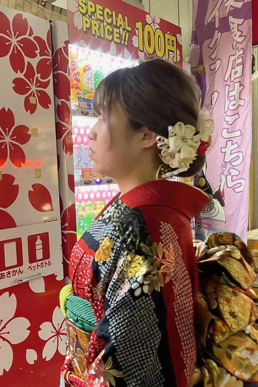 guided-tour-of-walking-and-photography-in-asakusa-in-kimono