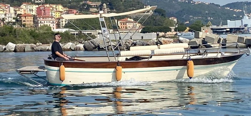 Guided tour on private boat Cinque Terre Private Boat - FAQ