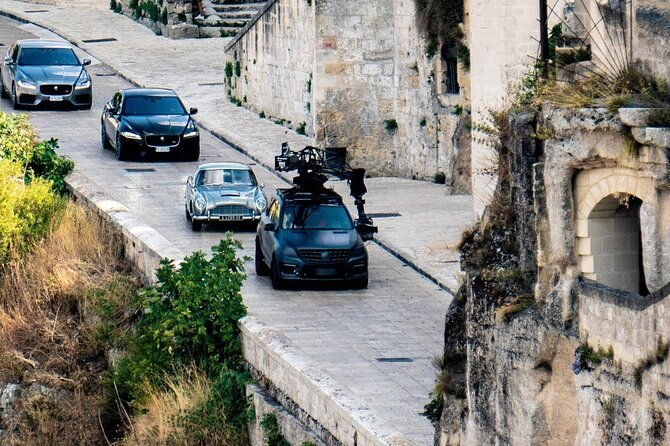 guided-tour-on-the-scenes-of-the-film-007-no-time-to-die-in-matera