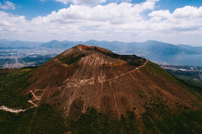 guided-tour-pompeii-and-vesuvius-from-positano-skip-the-line