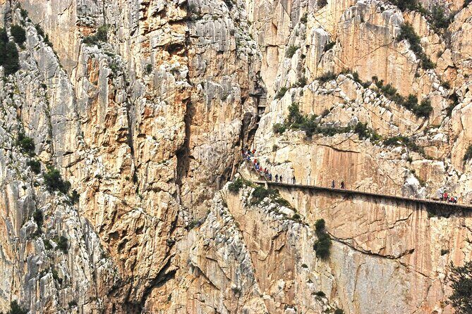 Guided Tour to Caminito del Rey from Malaga - Practical Tips and Considerations