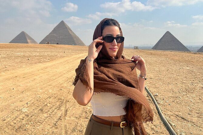Guided Tour to Giza Pyramids ,Sphinx, Camel & inside the pyramids - Key Points