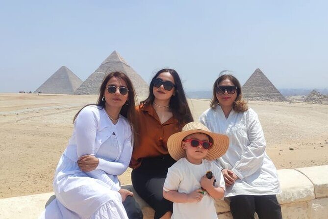 Guided Tour to Giza Pyramids ,Sphinx, Camel & inside the pyramids - What We Think Makes This Tour Stand Out