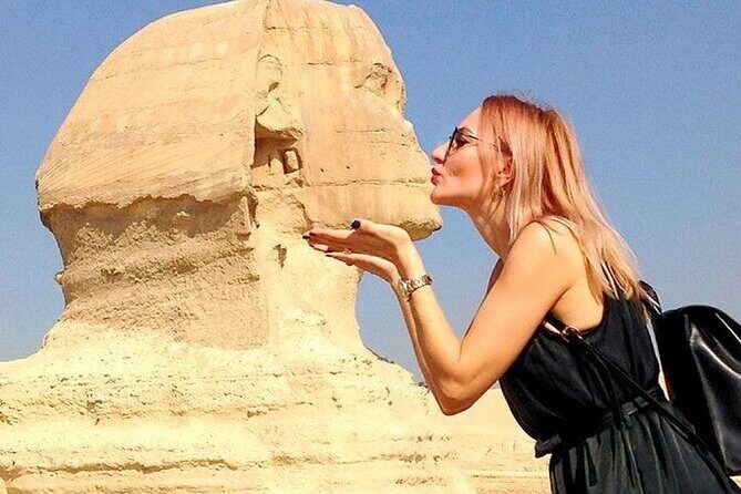 Guided Tour to Giza Pyramids & Sphinx + Mummies Museum + Coptic Cairo + Lunch - Who Would Benefit Most?