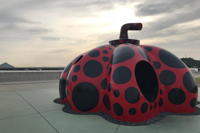 guided-tour-to-naoshima-art-island-with-a-private-car