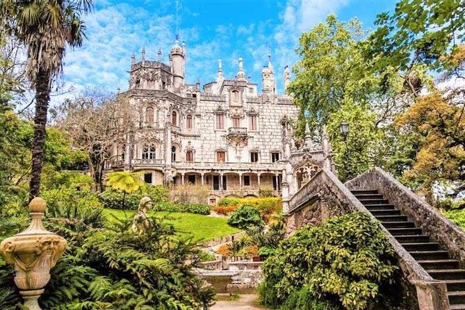 guided-tour-to-sintra-pena-regaleira-cabo-da-roca-and-cascais