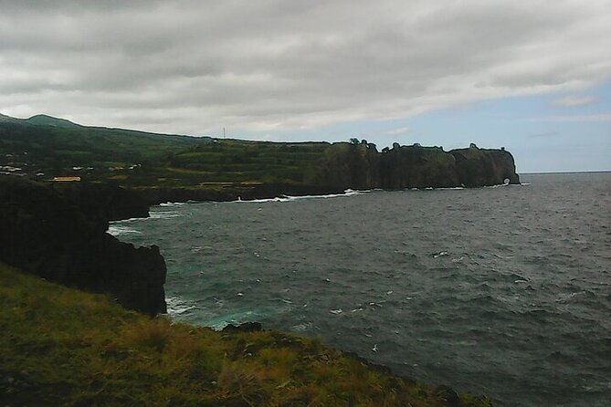 guided-tour-to-the-sete-cidades-volcano-in-sao-miguel-azores