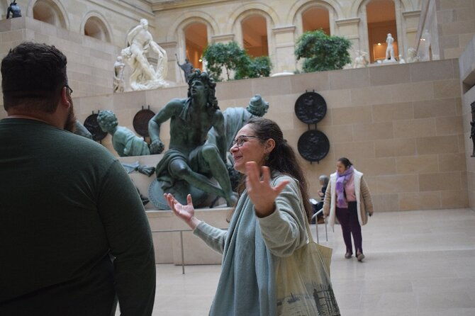 guided-tour-with-pre-booked-tickets-in-louvre-museum-paris