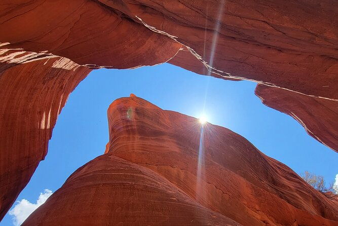 guided-tours-in-southern-utahs-slot-canyons-indian-ruins-and-national-parks