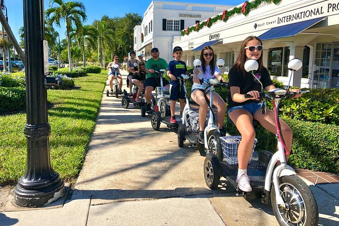 guided-trike-and-moped-tour-in-downtown-naples