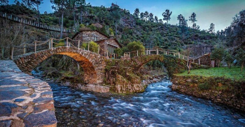 guided-van-tour-in-piodao-and-serra-do-acor-coimbra