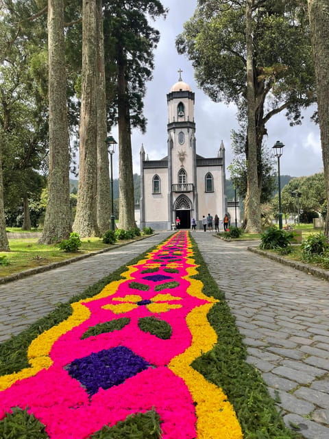 guided-van-tour-sete-cidades-lagoa-do-fogo-volcanic-lakes