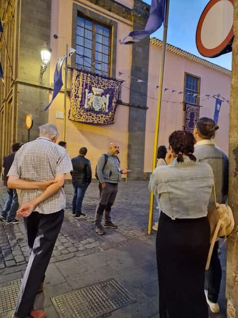 Guided visit and mysteries in San Cristóbal de La Laguna with a sweet treat. - Exploring La Laguna: A Historic Treasure