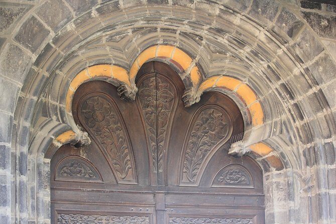 Guided visit in Spanish to the medieval center of Brasov (native Spanish guide). - What Travelers Say
