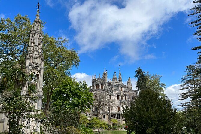Guided Visit to Palacio da Regaleira - Key Points