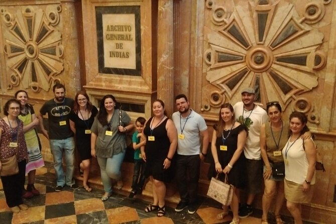 guided-visit-to-the-archive-of-the-indies-4