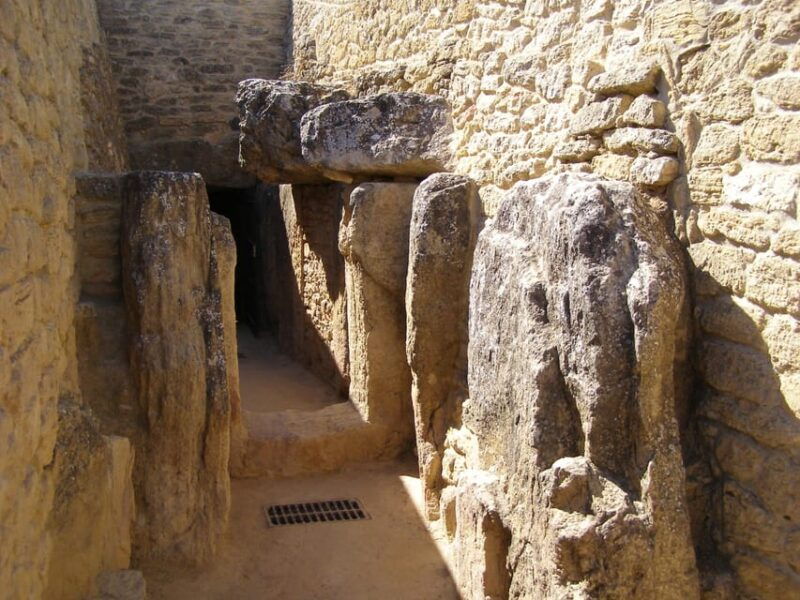 guided-visit-to-the-dolmens-of-antequera