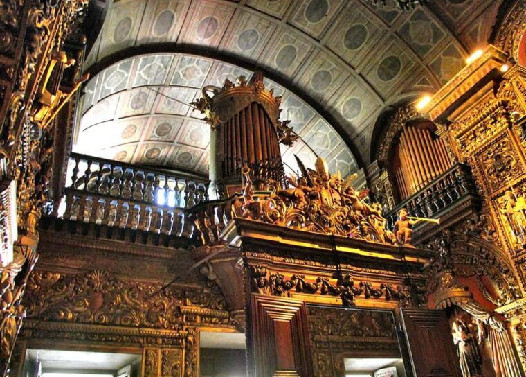 guided-visit-to-the-enchanting-montserrat-monastery