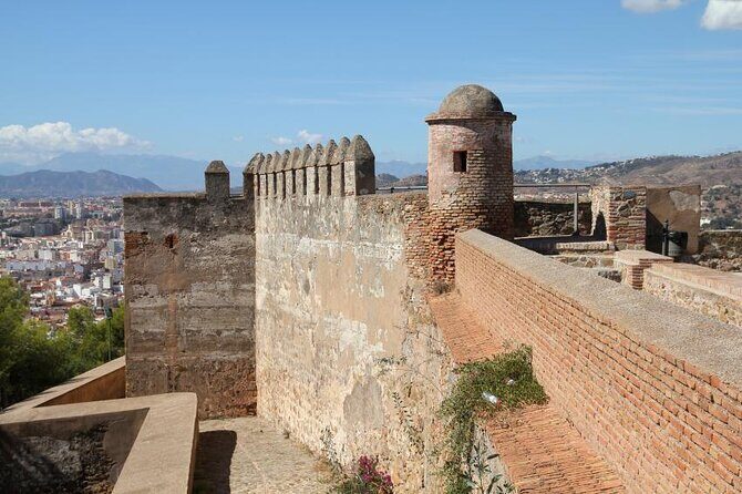 Guided visit to the Roman Theater and Alcazaba in Malaga - Exploring Malaga’s Ancient Treasures: A Guided Tour of the Roman Theater and Alcazaba