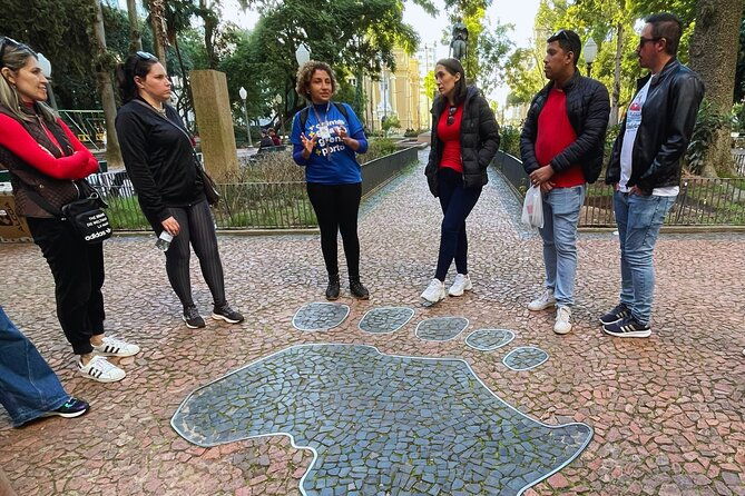 guided-walk-through-the-historic-center