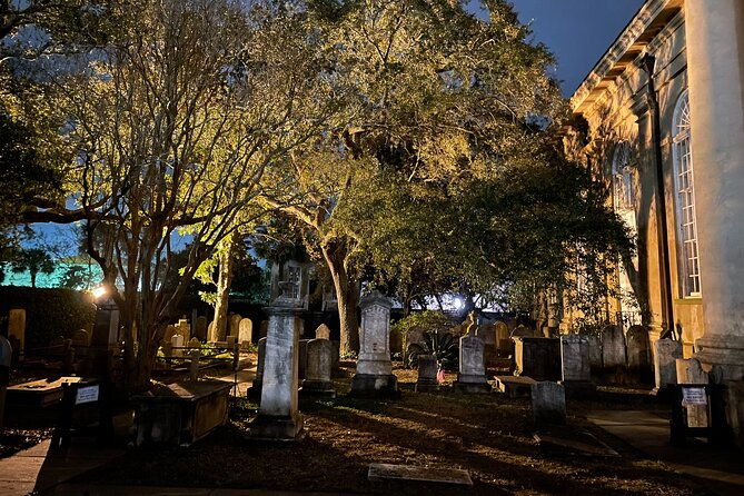guided-walking-ghost-tour-in-charleston