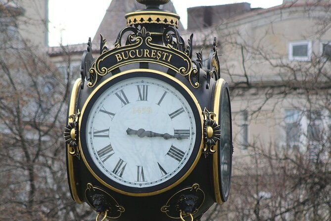 guided-walking-tour-in-bucharest