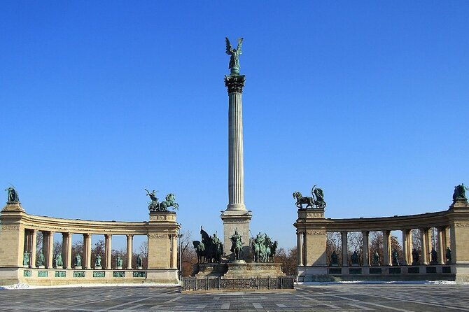 guided-walking-tour-in-budapest