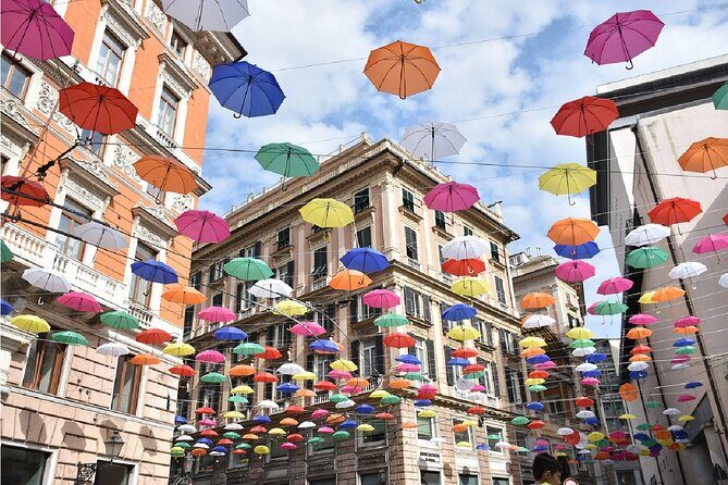 Guided Walking Tour in Genoa - Starting Point and the First Impressions
